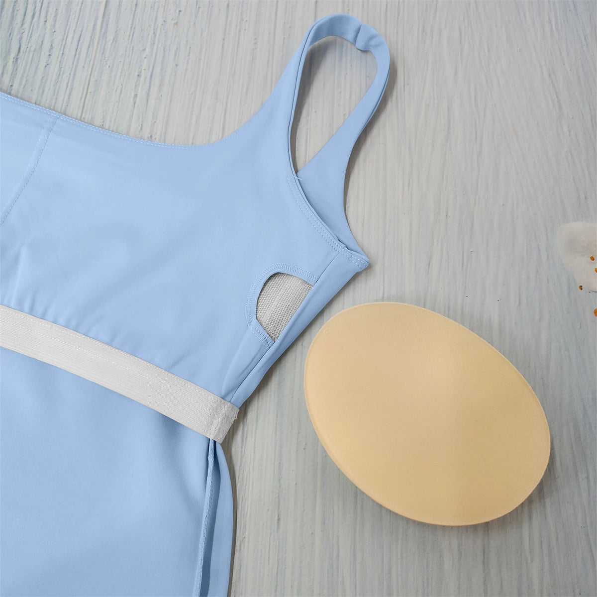 Sujetador deportivo de yoga para mujer, top corto de entrenamiento, ropa deportiva cómoda con efecto push-up para correr