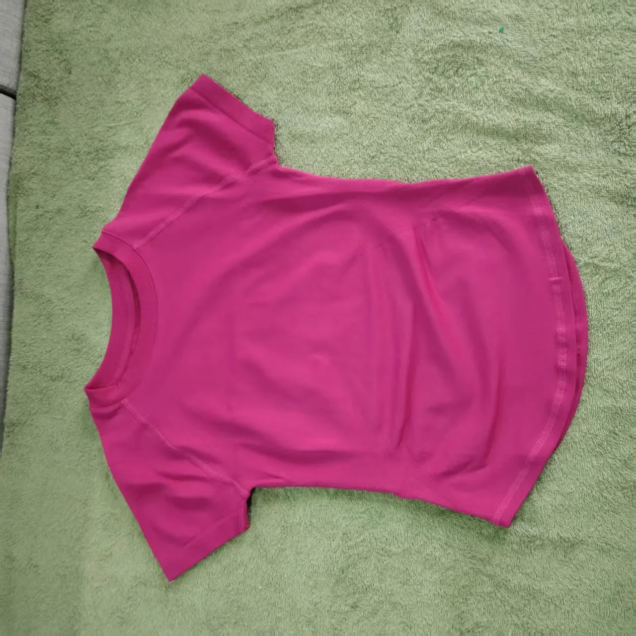 Camiseta deportiva de secado rápido para mujer (manga corta) – Ideal para gimnasio, yoga y running – Camiseta técnica transpirable