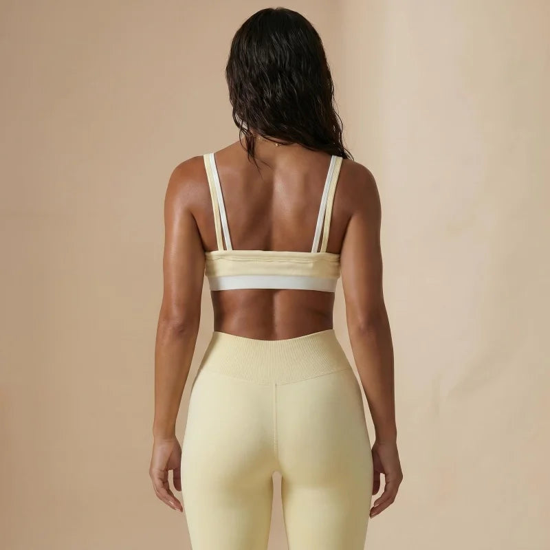 Sujetador deportivo Mermaid Curve estilo falso dos piezas para mujer; top corto sin costuras con relleno push-up, ideal para yoga, gimnasio, fitness y running.