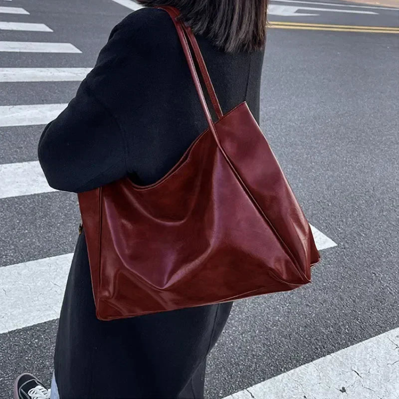 CELINA | ELEGANCKA TORBA NA RAMIĘ