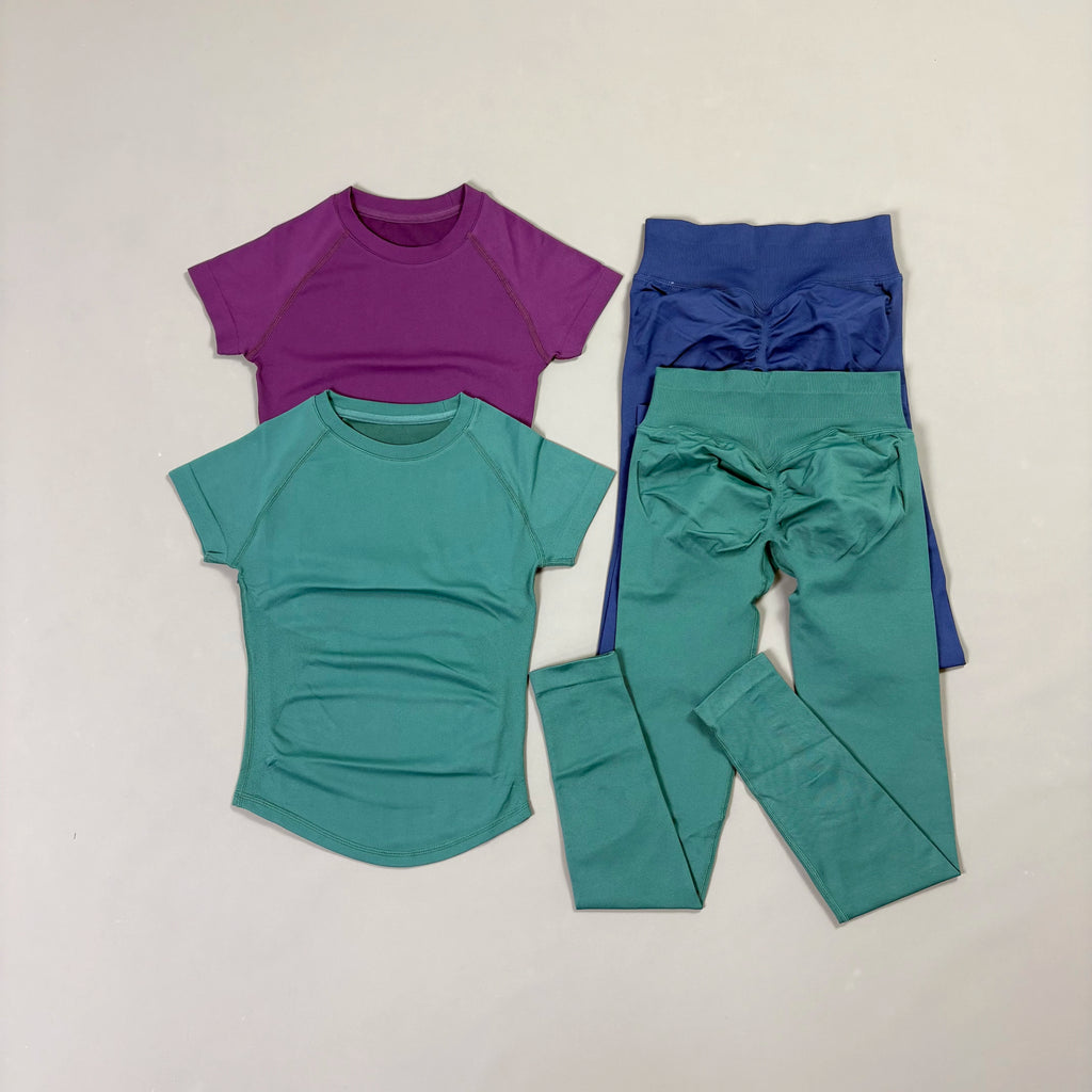 Conjunto deportivo de 2 piezas para mujer: camiseta de manga corta sin costuras y leggings deportivos con efecto realce de glúteos.