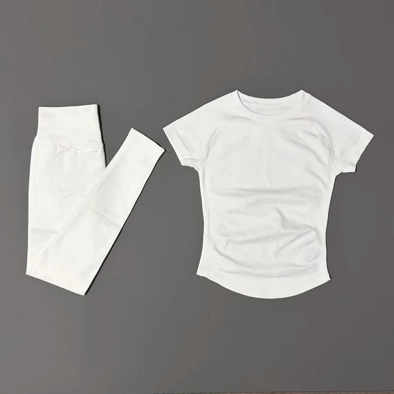 Conjunto deportivo de 2 piezas para mujer: camiseta de manga corta sin costuras y leggings deportivos con efecto realce de glúteos.